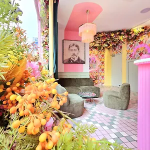 https://pink.fr-paris.fr