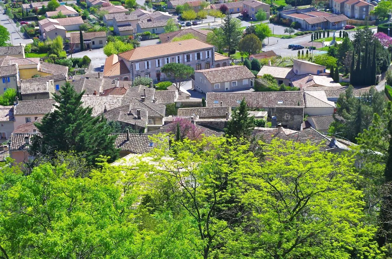 Logis Du Champ De Mars Hotel Puy-Saint-Martin 0*,  France