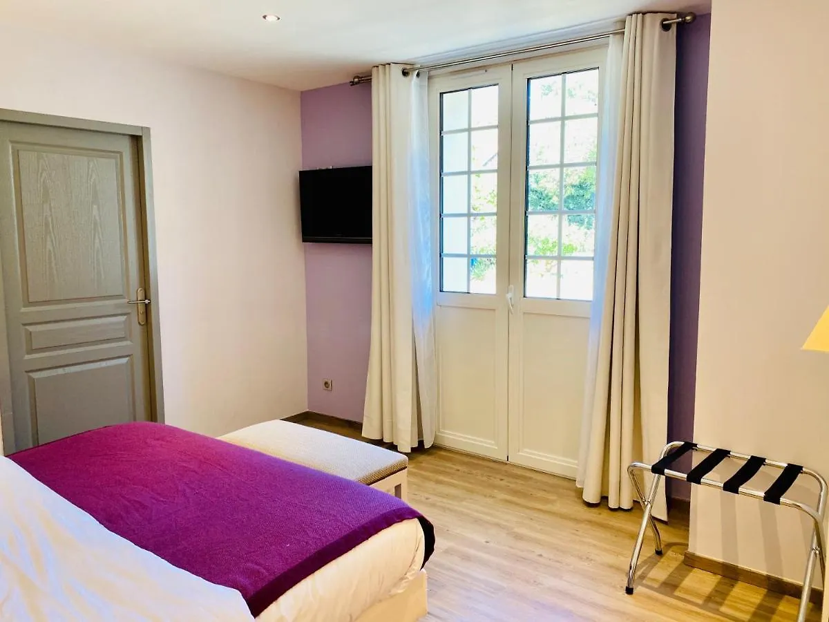 Logis Du Champ De Mars Hotel Puy-Saint-Martin