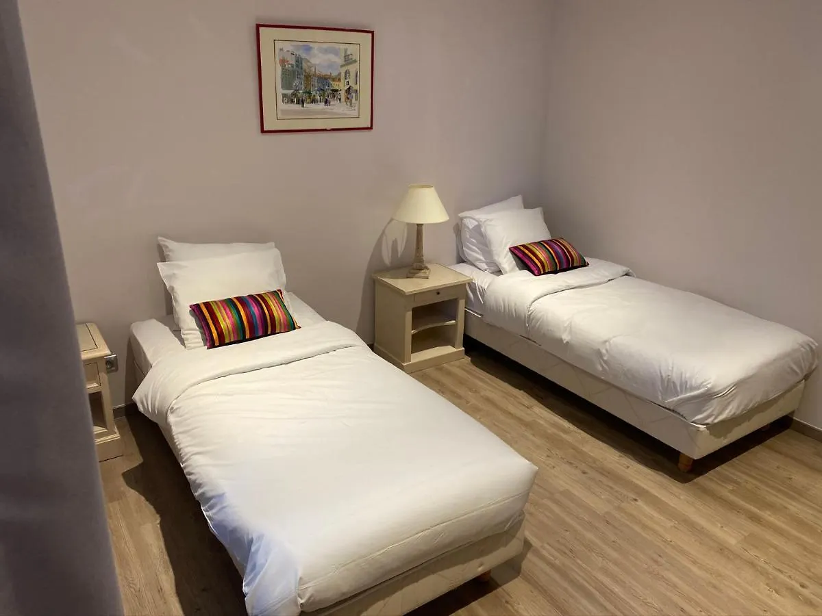 Logis Du Champ De Mars Hotel Puy-Saint-Martin