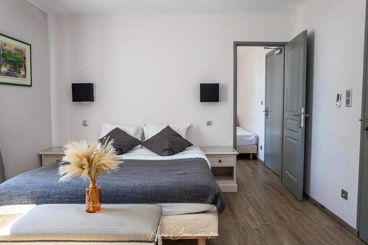 Logis Du Champ De Mars Hotel Puy-Saint-Martin