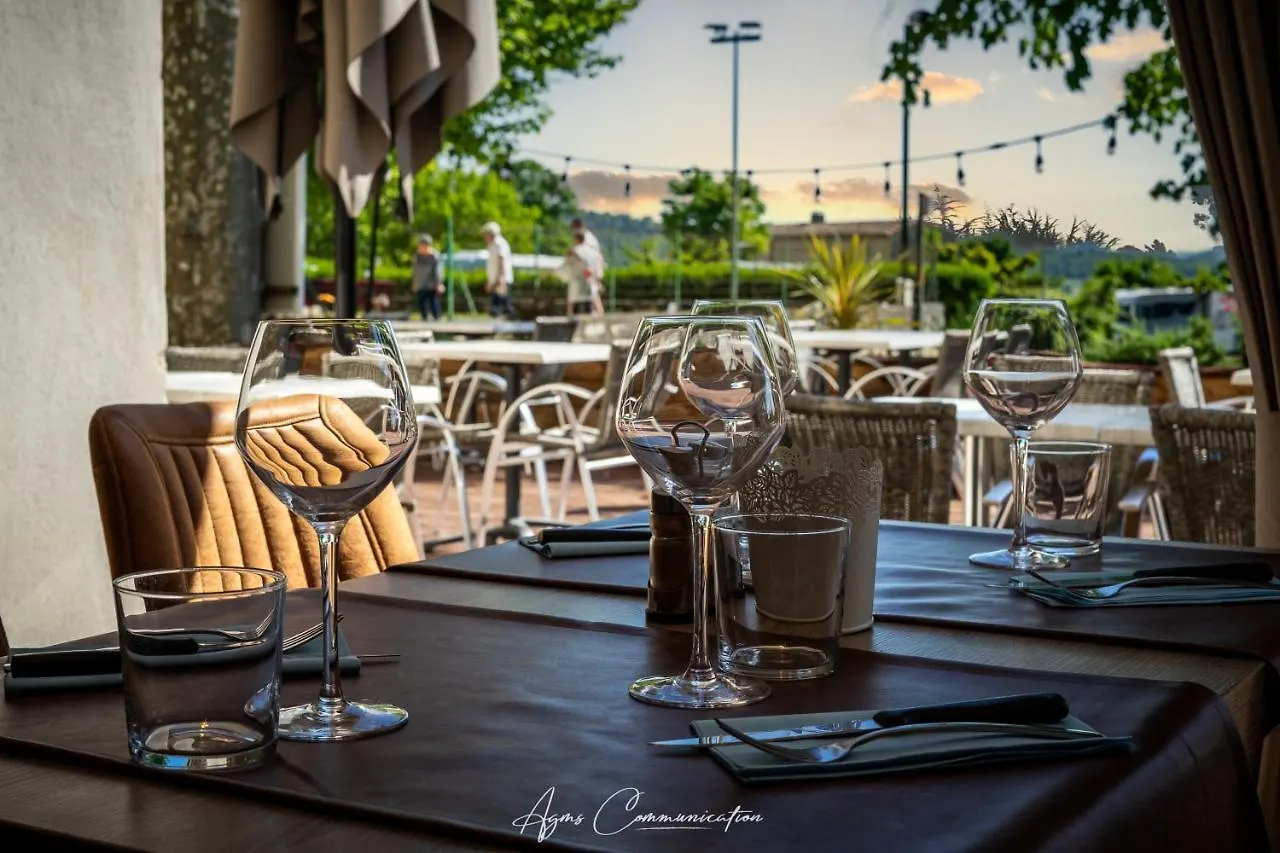 Logis Du Champ De Mars location